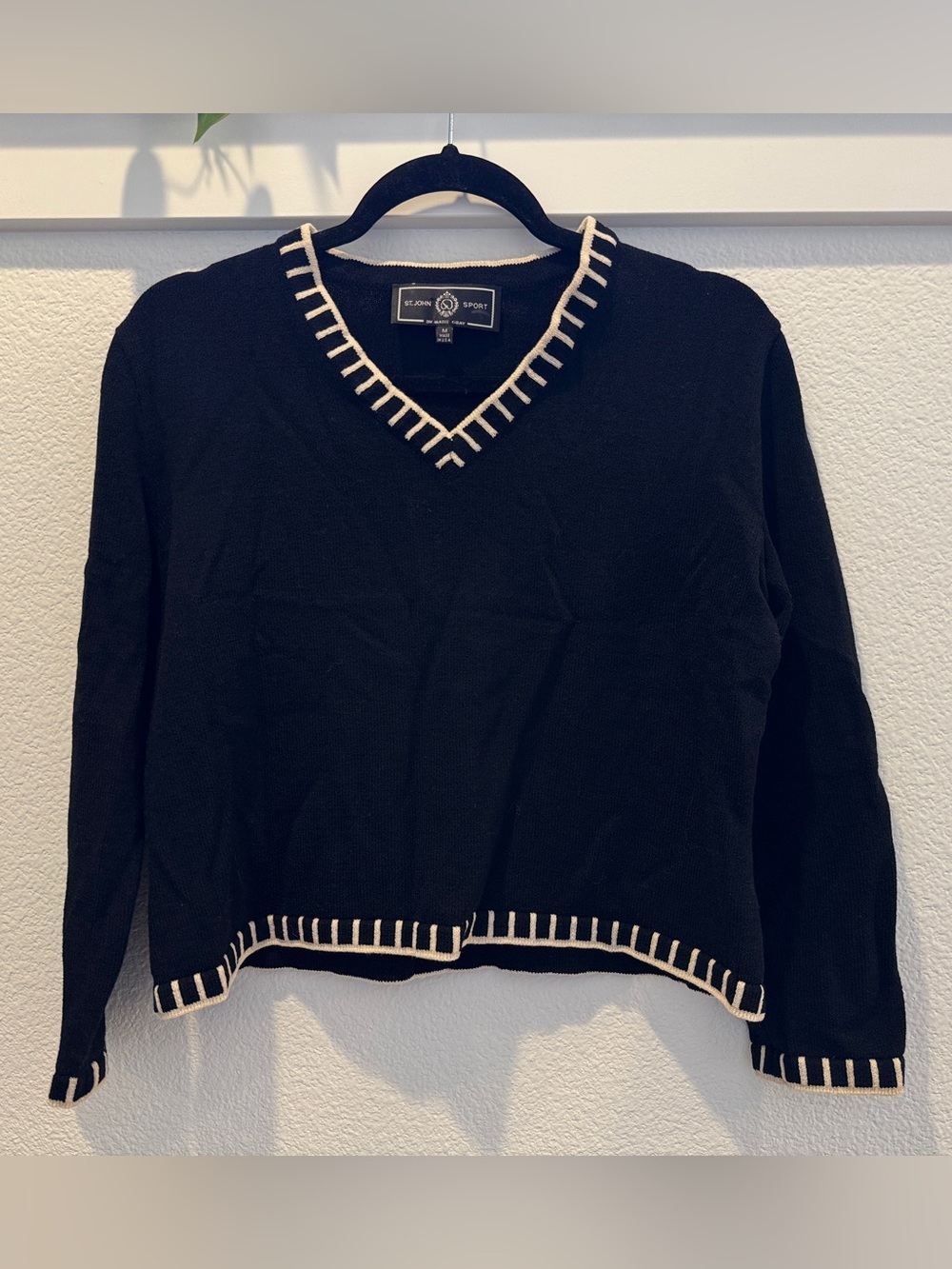 St. John sport wool blend cropped sweater